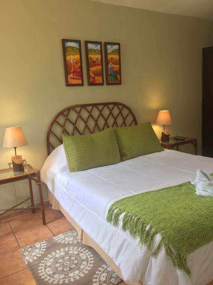 Hotel La Posada Del Angel Сан-Сальвадор Экстерьер фото
